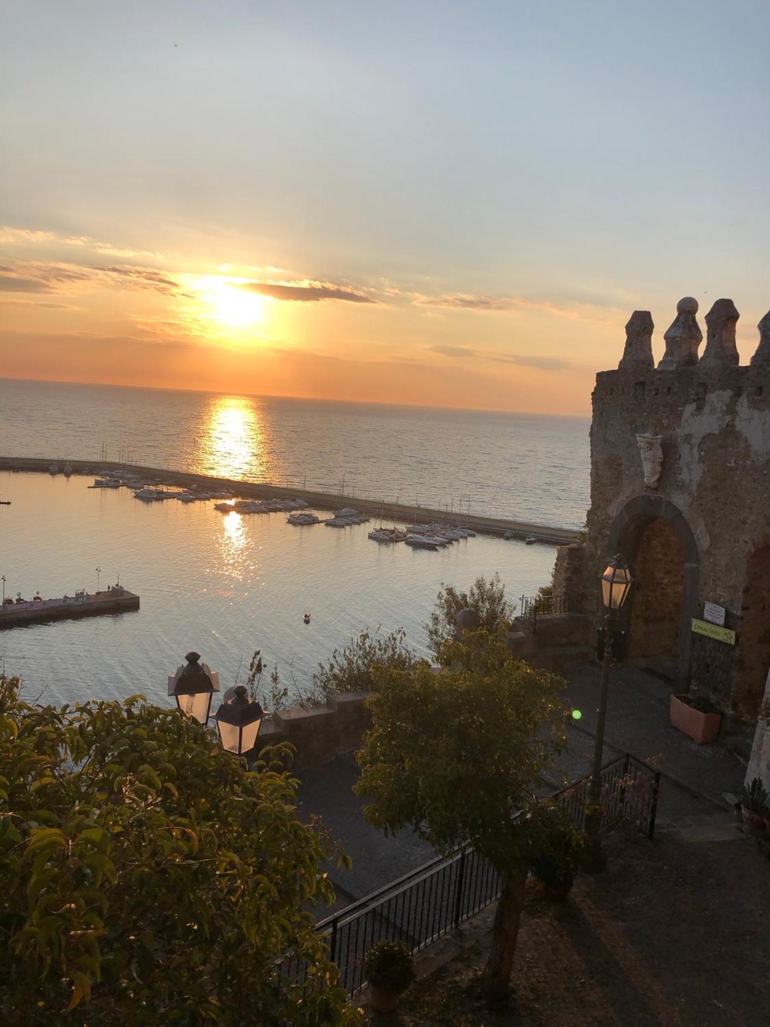 Suites Luisa Sanfelice Agropoli Bagian luar foto